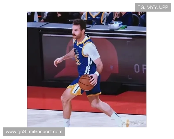 勇士首发与替补切换形成有效攻守互补